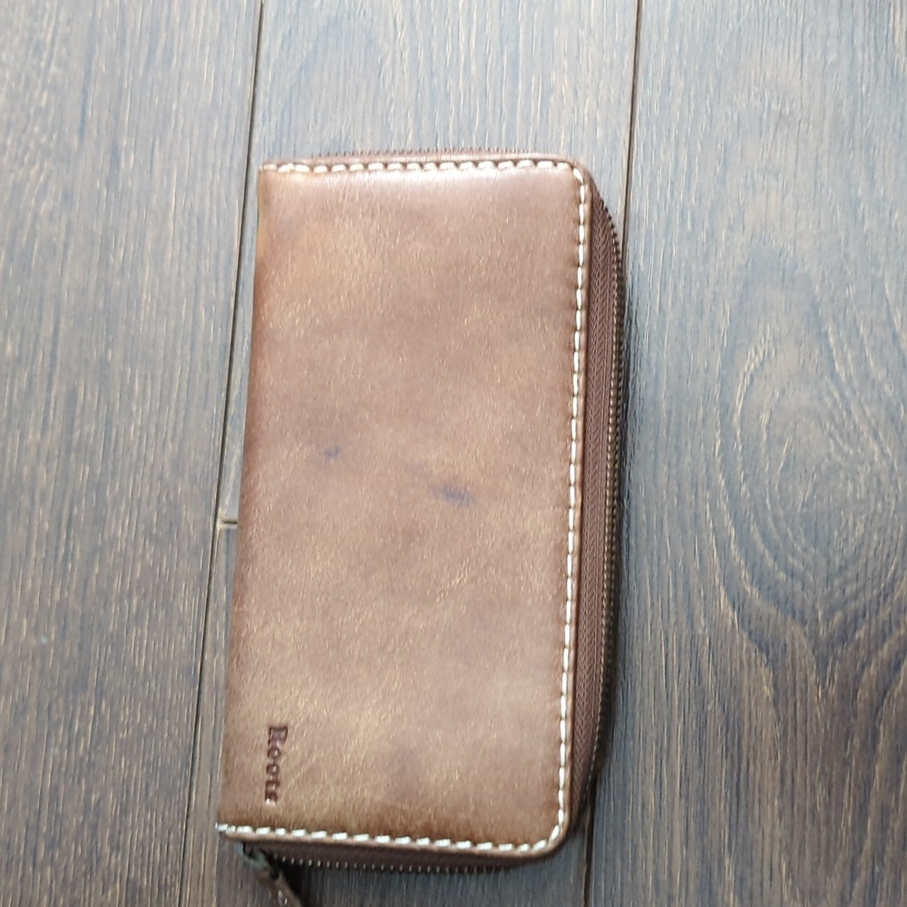 Roots Tribe Zip Around Clutch - Picture 7 of 10